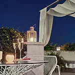 לינה וארוחת בוקר Bloom Settimo Cielo 4*