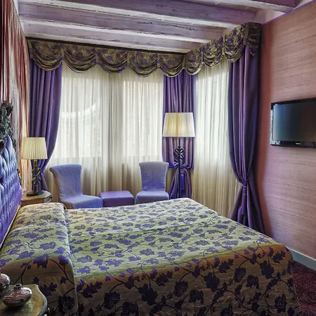 Bloom Settimo Cielo ונציה