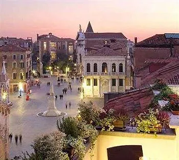 مكان مبيت وإفطار بلووم سيتيمو سييلو